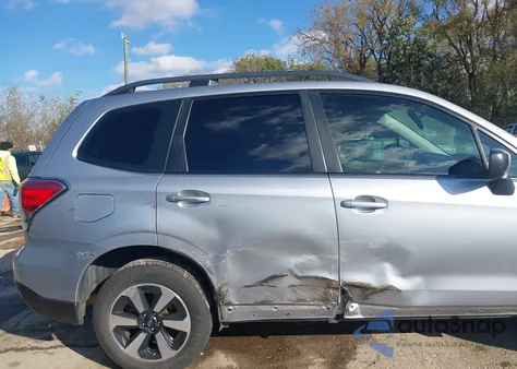 2017 Subaru Forester 2.5I из США, поврежденный, VIN JF2SJABC6HH591730